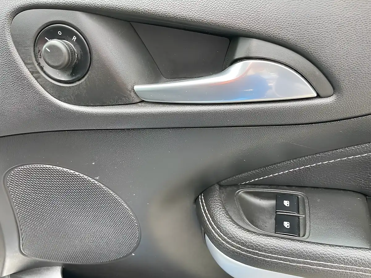 Used 2015 Vauxhall Adam Slam Let It Blue - Interior and Exterior details 15