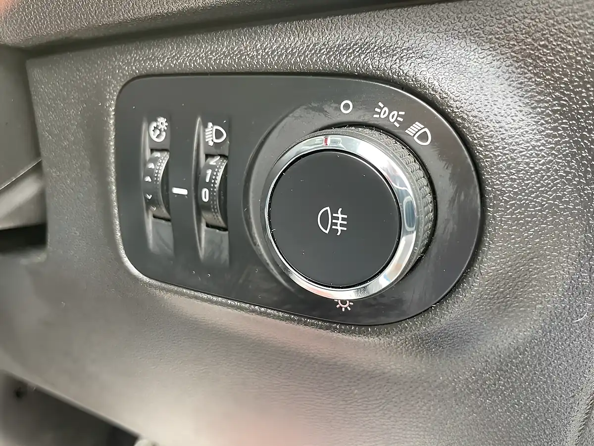Used 2015 Vauxhall Adam Slam Let It Blue - Interior and Exterior details 16