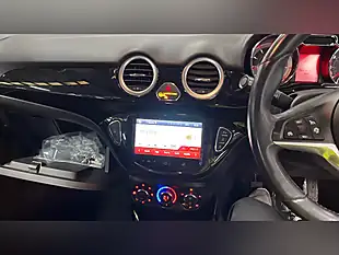 Used 2015 Vauxhall Adam Slam White - Interior and Exterior details 10