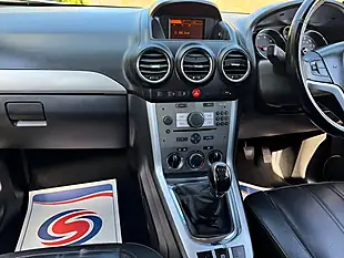Used 2015 Vauxhall Antara Diamond Black - Interior and Exterior details 16