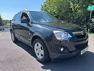 Used 2015 Vauxhall Antara Diamond Black - Interior and Exterior details 4