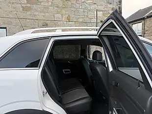 Used 2015 Vauxhall Antara Exclusiv White - Interior and Exterior details 12