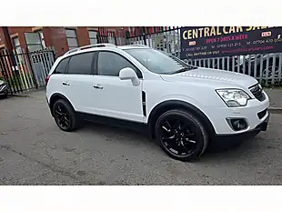 Used 2015 Vauxhall Antara Se White - Interior and Exterior details 4