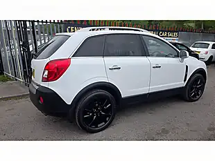 Used 2015 Vauxhall Antara Se White - Interior and Exterior details 7
