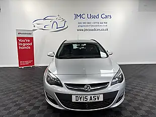 Used 2015 Vauxhall Astra Design Silver - Interior and Exterior details 3