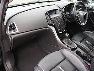 Used 2015 Vauxhall Astra Elite Black - Interior and Exterior details 10