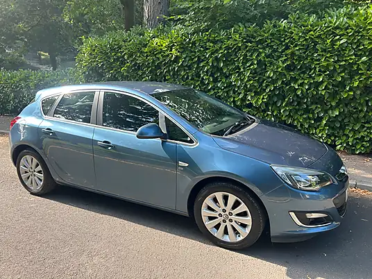 2015 Vauxhall Astra Elite 1.6i Auto