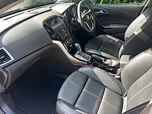 Used 2015 Vauxhall Astra Elite Blue - Interior and Exterior details 17