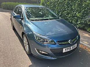 Used 2015 Vauxhall Astra Elite Blue - Interior and Exterior details 3