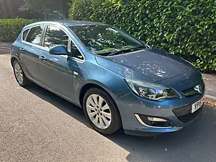Used 2015 Vauxhall Astra Elite Blue - Interior and Exterior details 6