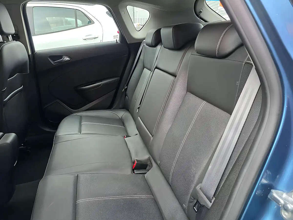 Used 2015 Vauxhall Astra Elite Blue - Interior and Exterior details 11