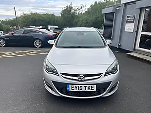 Used 2015 Vauxhall Astra Elite Silver - Interior and Exterior details 2