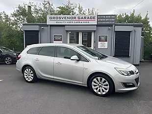 Used 2015 Vauxhall Astra Elite Silver - Interior and Exterior details 8
