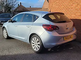 Used 2015 Vauxhall Astra Elite Silver - Interior and Exterior details 3