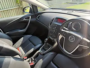 Used 2015 Vauxhall Astra Elite Sports Tourer Grey - Interior and Exterior details 20