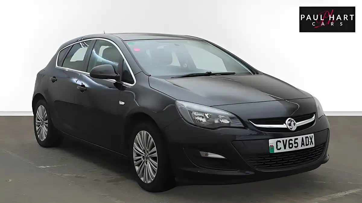 Used 2015 Vauxhall Astra Excite Black - Interior and Exterior details 8