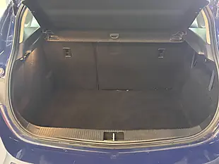Used 2015 Vauxhall Astra Excite Blue - Interior and Exterior details 10