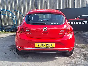 Used 2015 Vauxhall Astra Excite Red - Interior and Exterior details 7