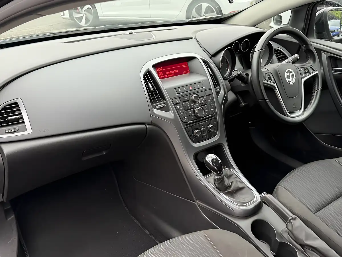 Used 2015 Vauxhall Astra Gtc Limited Edition Black - Interior and Exterior details 18