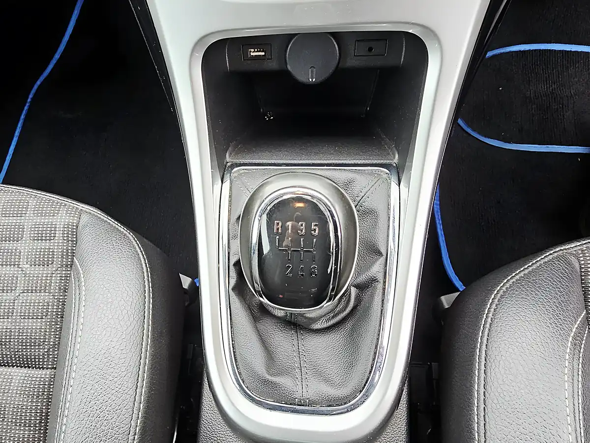 Used 2015 Vauxhall Astra Gtc Sri Blue - Interior and Exterior details 10