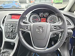 Used 2015 Vauxhall Astra Gtc Sri Blue - Interior and Exterior details 13
