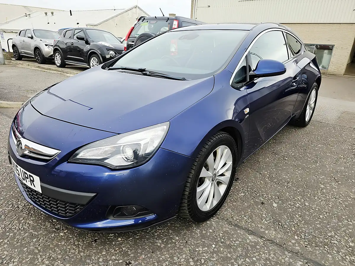 Used 2015 Vauxhall Astra Gtc Sri Blue - Interior and Exterior details 6