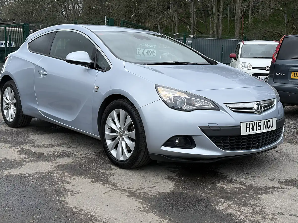 Used 2015 Vauxhall Astra Gtc Sri Silver - Interior and Exterior details 3