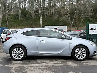 Used 2015 Vauxhall Astra Gtc Sri Silver - Interior and Exterior details 5