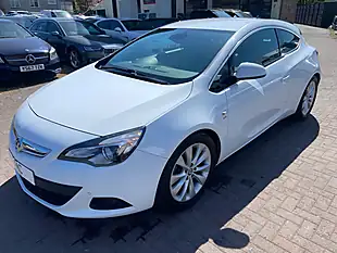 Used 2015 Vauxhall Astra Gtc Sri White - Interior and Exterior details 3