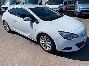 Used 2015 Vauxhall Astra Gtc Sri White - Interior and Exterior details 7