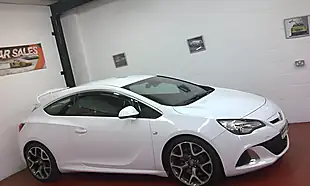 Used 2015 Vauxhall Astra Gtc Vxr Aero Pack Olympic White - Interior and Exterior details 3