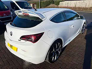 Used 2015 Vauxhall Astra Gtc Vxr White - Interior and Exterior details 20