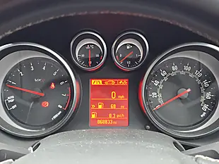 Used 2015 Vauxhall Astra Gtc Vxr White - Interior and Exterior details 8