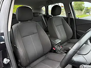 Used 2015 Vauxhall Astra Sri Black - Interior and Exterior details 11