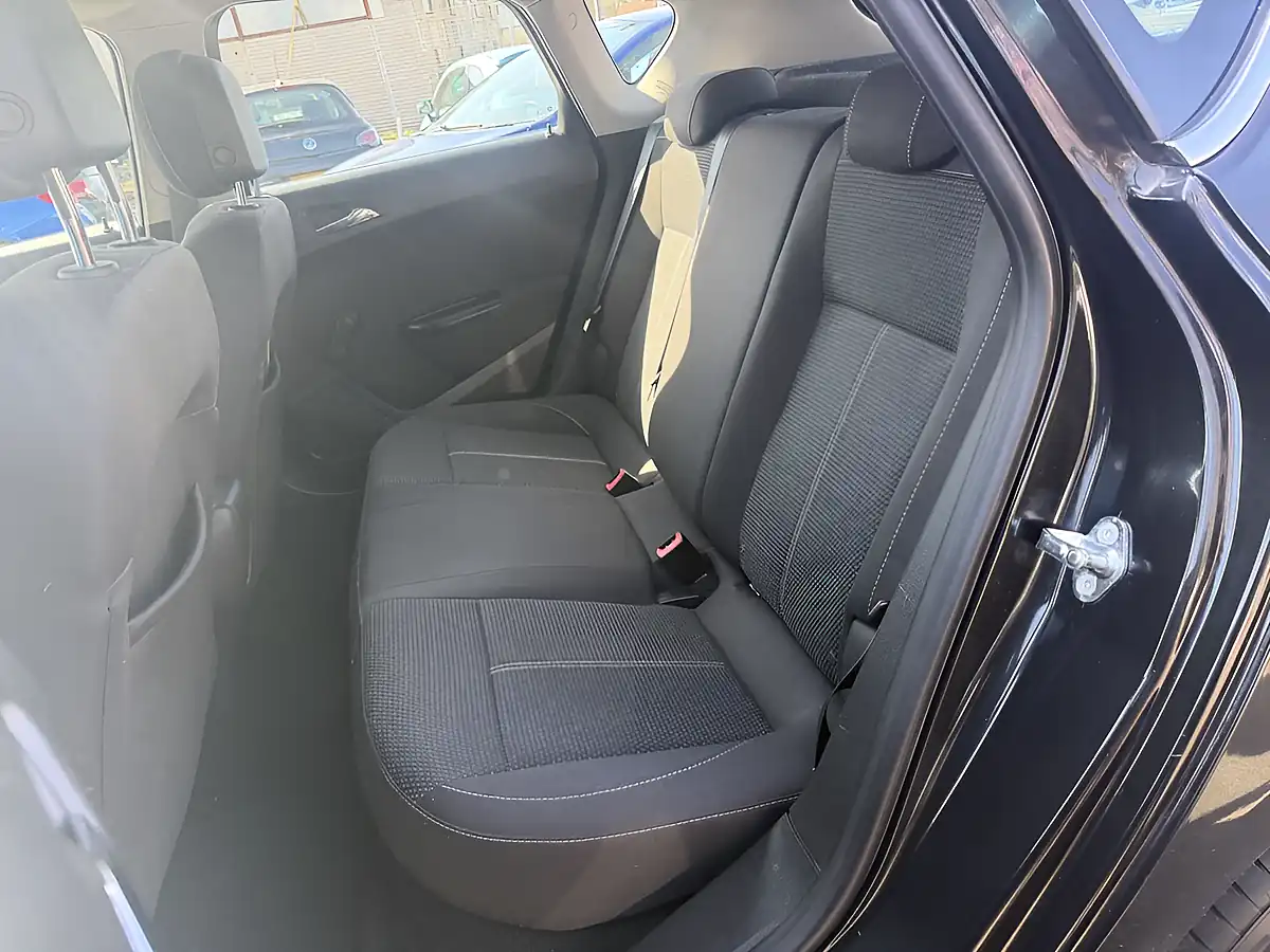 Used 2015 Vauxhall Astra Sri Black - Interior and Exterior details 19