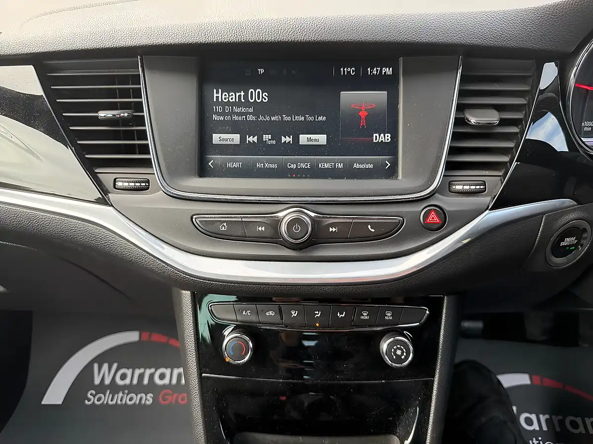Used 2015 Vauxhall Astra Sri Black - Interior and Exterior details 10