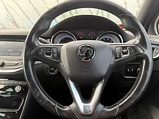 Used 2015 Vauxhall Astra Sri Black - Interior and Exterior details 13