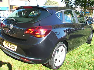 Used 2015 Vauxhall Astra Sri Black - Interior and Exterior details 2