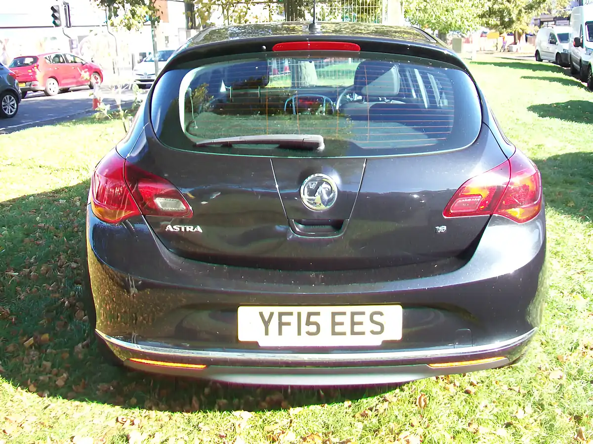 Used 2015 Vauxhall Astra Sri Black - Interior and Exterior details 3
