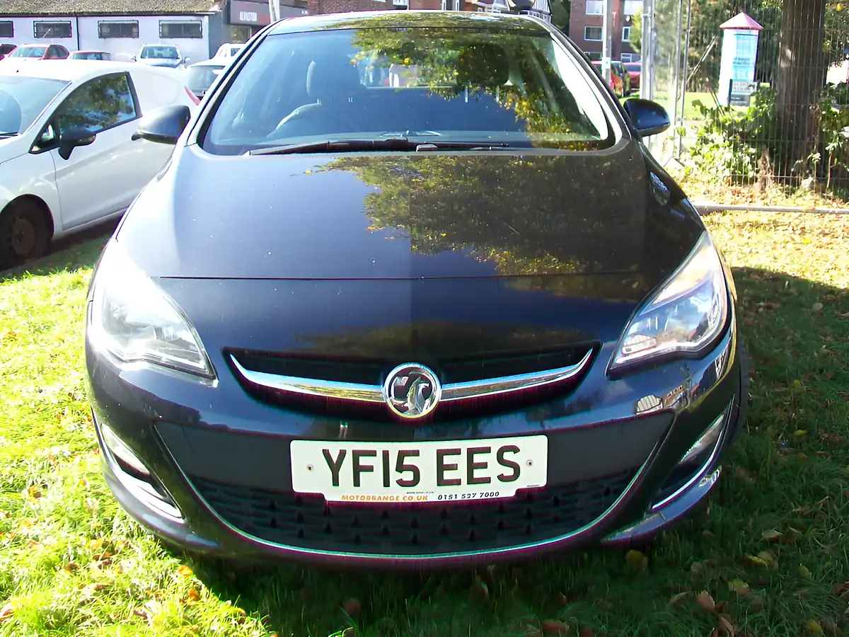 Used 2015 Vauxhall Astra Sri Black - Interior and Exterior details 4