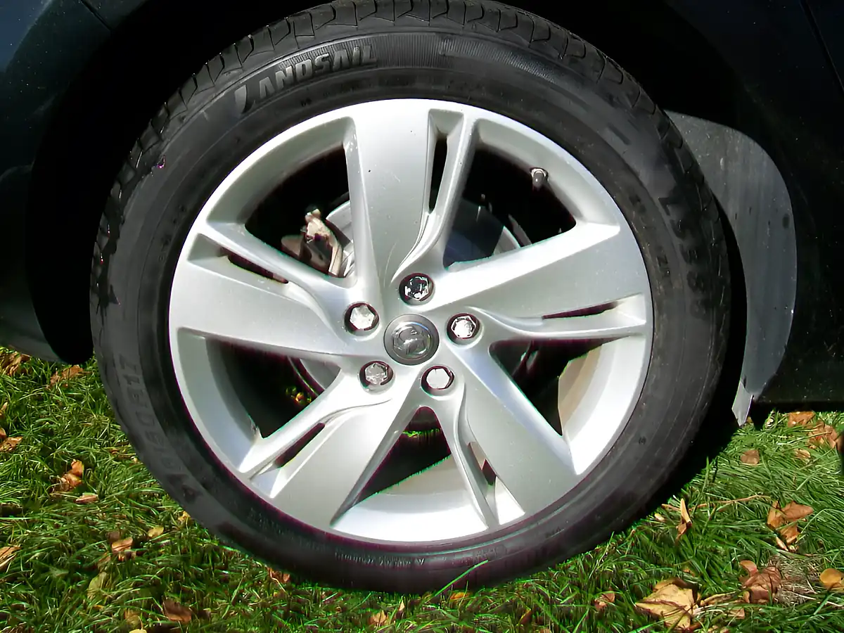Used 2015 Vauxhall Astra Sri Black - Interior and Exterior details 6