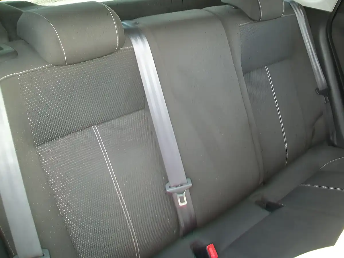 Used 2015 Vauxhall Astra Sri Black - Interior and Exterior details 8