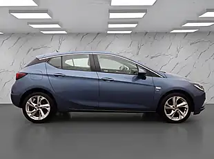 Used 2015 Vauxhall Astra Sri Blue - Interior and Exterior details 6