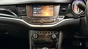 Used 2015 Vauxhall Astra Sri Blue - Interior and Exterior details 8