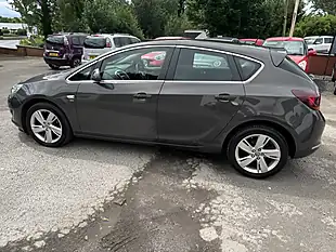 Used 2015 Vauxhall Astra Sri Brown - Interior and Exterior details 4