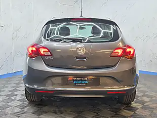 Used 2015 Vauxhall Astra Sri Grey - Interior and Exterior details 6