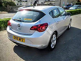 Used 2015 Vauxhall Astra Sri Metallic Silver - Interior and Exterior details 8