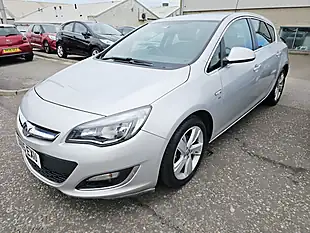 Used 2015 Vauxhall Astra Sri Silver - Interior and Exterior details 5