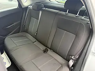 Used 2015 Vauxhall Astra Sri Silver - Interior and Exterior details 13
