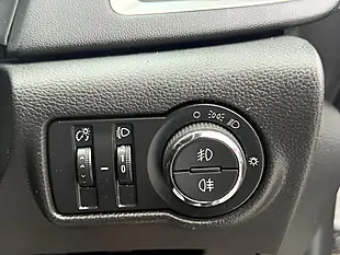 Used 2015 Vauxhall Astra Sri Silver - Interior and Exterior details 14